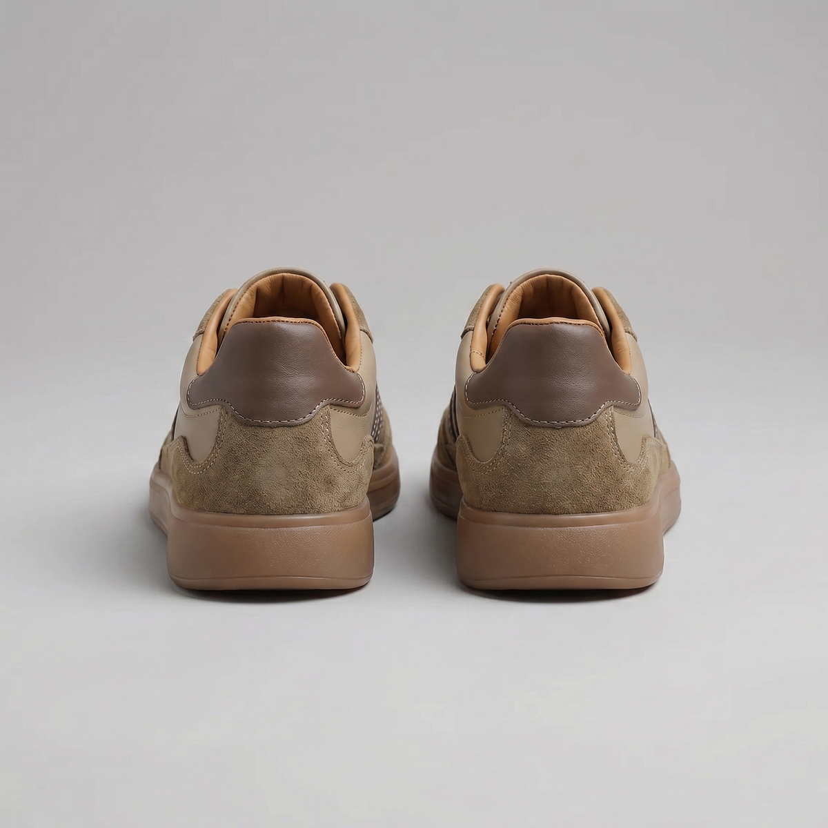 Men's Retro Lace-Up Sneakers